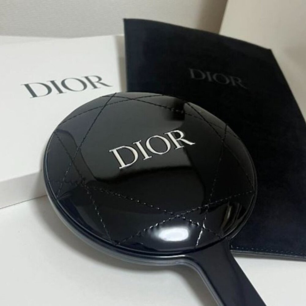 new dior mirror in box